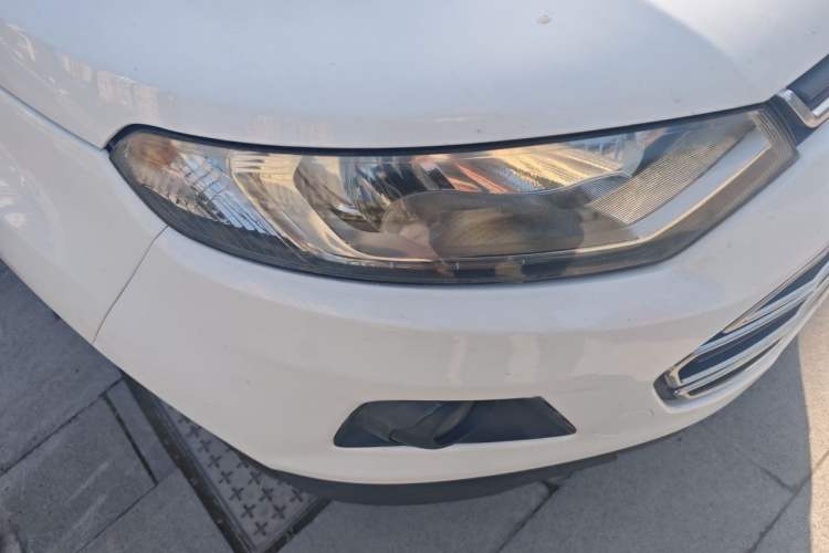 Used Ford EcoSport 2013 1.5L Automatic Prestige Model Right Front Headlight