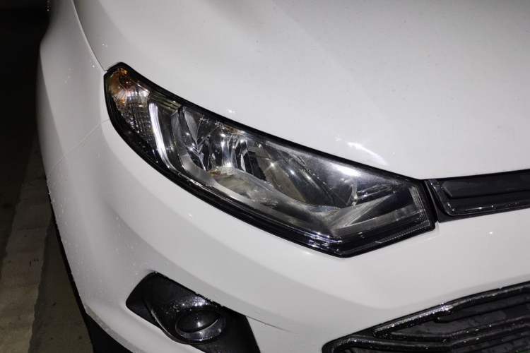 Used Ford EcoSport 2013 1.5L Automatic Prestige Model Right Front Headlight