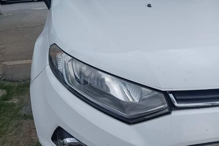 Used Ford EcoSport 2013 1.0L GTDi Manual Luxury Model Right Front Headlight