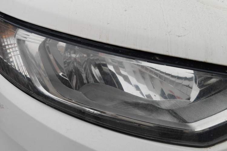 Used Ford EcoSport 2013 1.5L Automatic Prestige Model Right Front Headlight