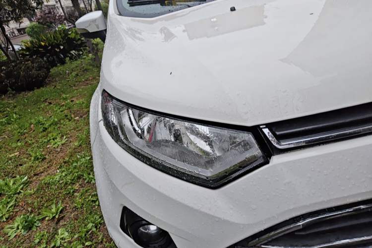 Used Ford EcoSport 2013 1.5L Automatic Prestige Model Right Front Headlight