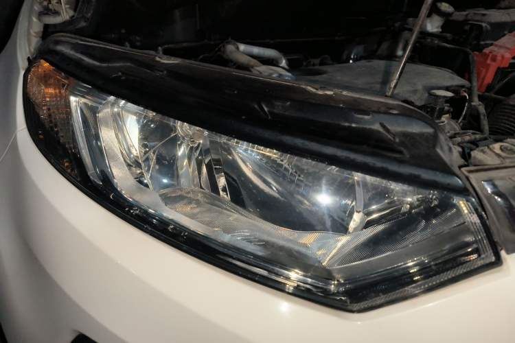 Used Ford EcoSport 2013 1.5L Automatic Prestige Model Right Front Headlight