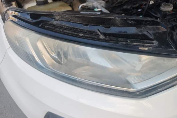 Used Ford EcoSport 2013 1.5L Automatic Prestige Model Right Front Headlight