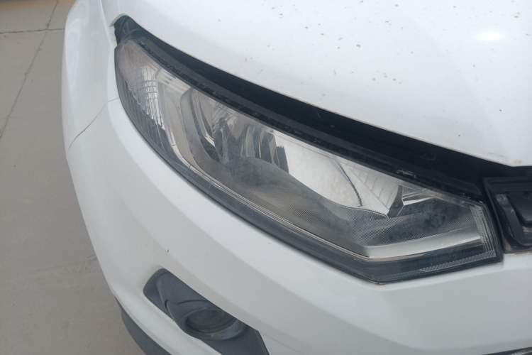 Used Ford EcoSport 2013 1.5L Manual Comfort Model Right Front Headlight