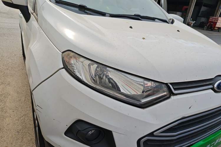 Used Ford EcoSport 2013 1.5L Automatic Fashion Model Right Front Headlight