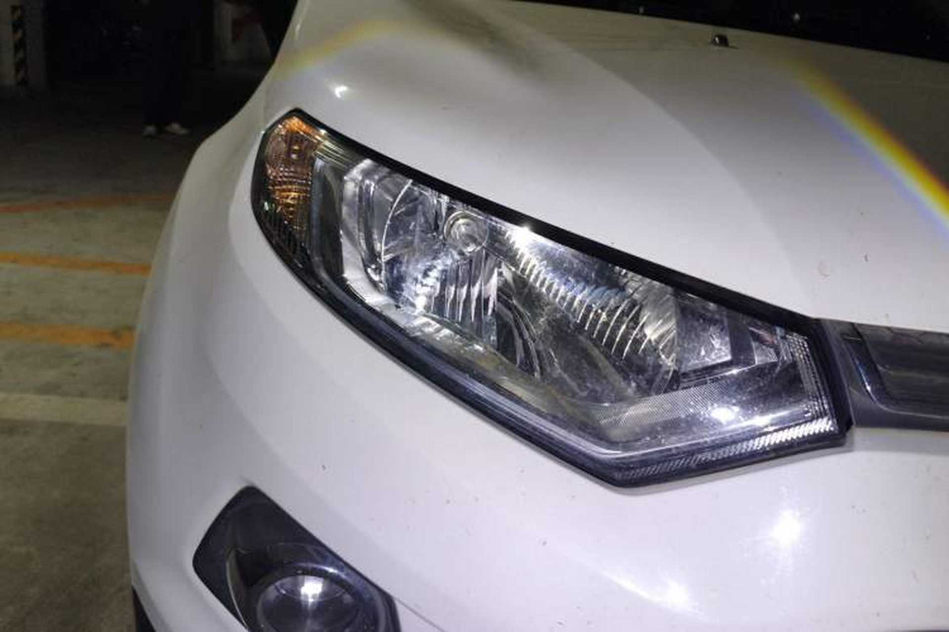 Used Ford EcoSport 2013 1.5L Automatic Prestige Model Right Front Headlight