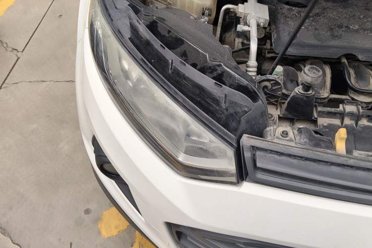 Used Ford EcoSport 2013 1.5L Manual Comfort Model Right Front Headlight