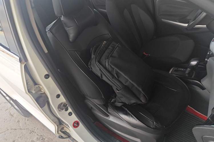 Used Ford EcoSport 2013 1.5L Automatic Fashion Model Right Front Seat