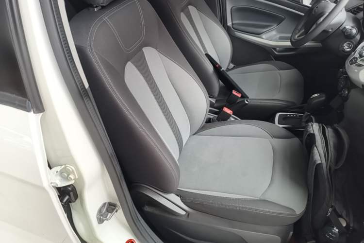 Used Ford EcoSport 2013 1.5L Automatic Fashion Model Right Front Seat