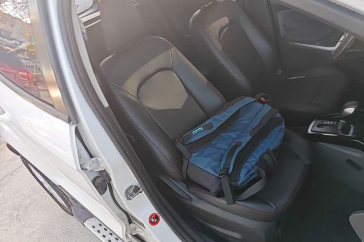 Used Ford EcoSport 2013 1.5L Automatic Fashion Model Right Front Seat