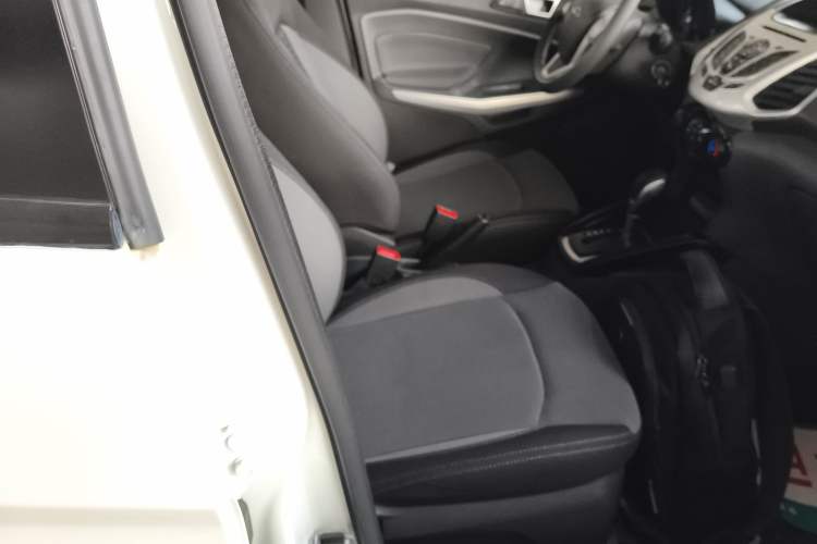 Used Ford EcoSport 2013 1.5L Automatic Fashion Model Right Front Seat