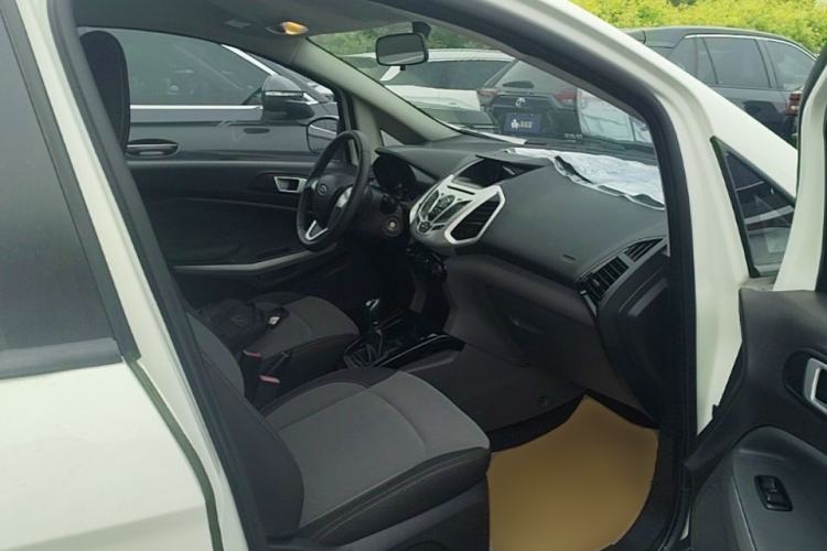 Used Ford EcoSport 2013 1.5L Manual Fashion Model Right Front Seat