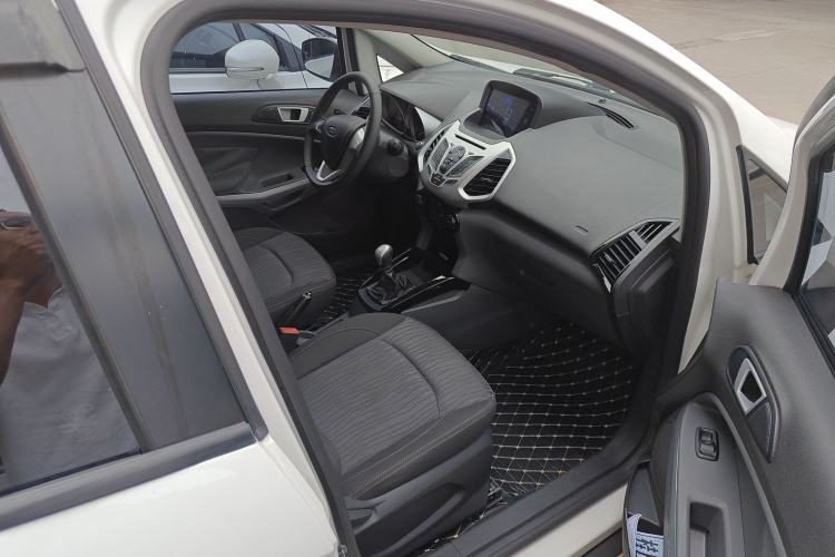 Used Ford EcoSport 2013 1.0L GTDi Manual Luxury Model Right Front Seat