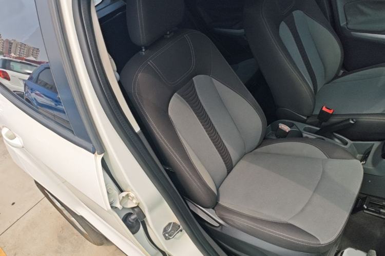 Used Ford EcoSport 2013 1.5L Manual Fashion Model Right Front Seat