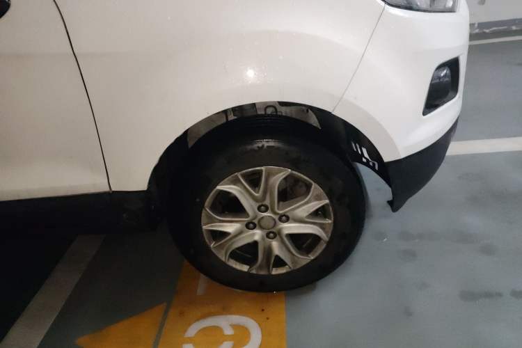 Used Ford EcoSport 2013 1.5L Manual Comfort Model Right Front Wheel Hub