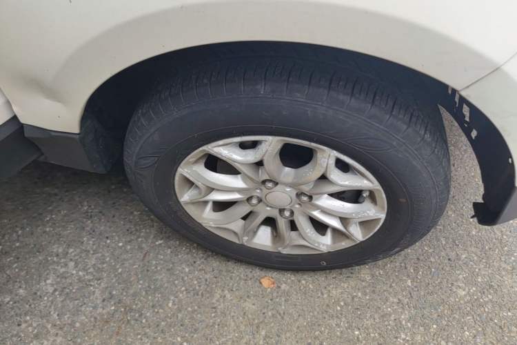 Used Ford EcoSport 2013 1.5L Manual Comfort Model Right Front Wheel Hub