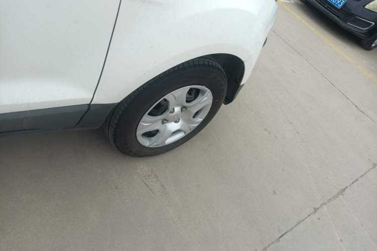 Used Ford EcoSport 2013 1.5L Manual Comfort Model Right Front Wheel Hub