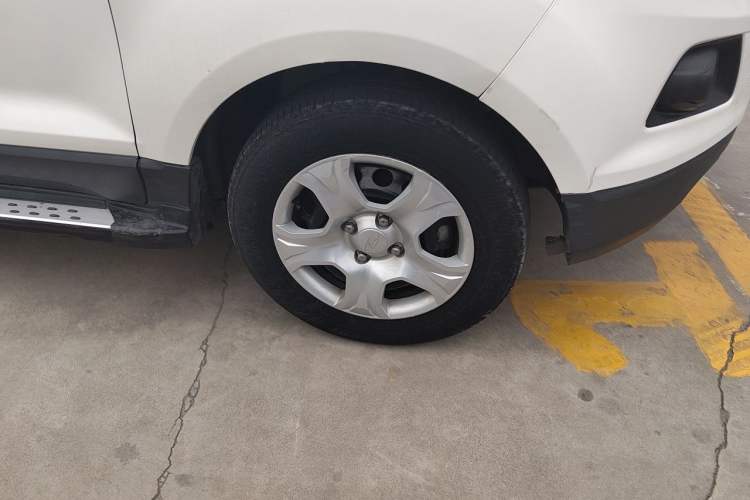 Used Ford EcoSport 2013 1.5L Manual Comfort Model Right Front Wheel Hub