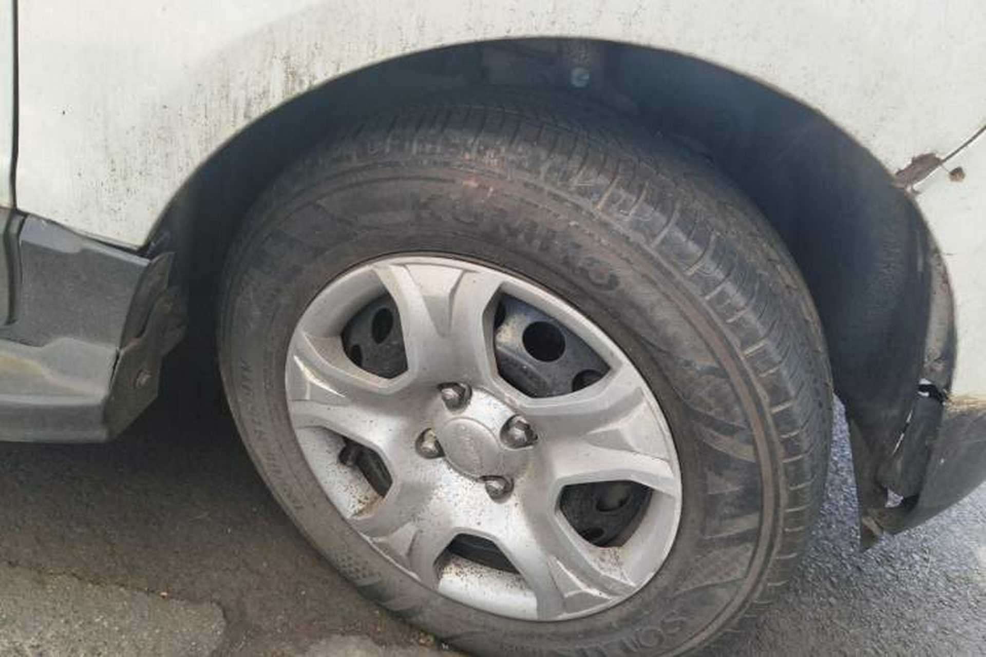 Used Ford EcoSport 2013 1.5L Manual Comfort Model Right Front Wheel Hub