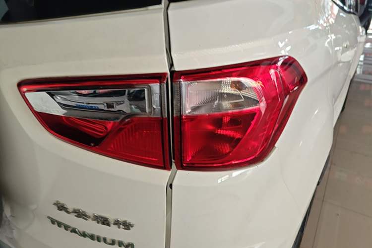 Used Ford EcoSport 2013 1.5L Manual Luxury Model Right Rear Taillight