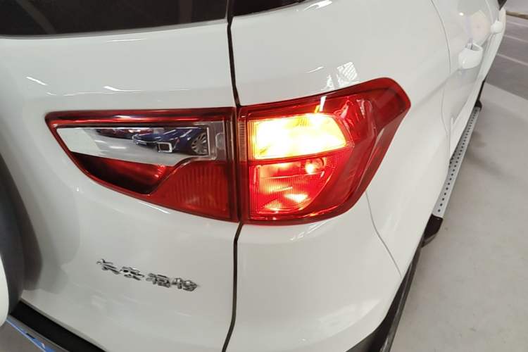 Used Ford EcoSport 2013 1.5L Automatic Fashion Model Right Rear Taillight