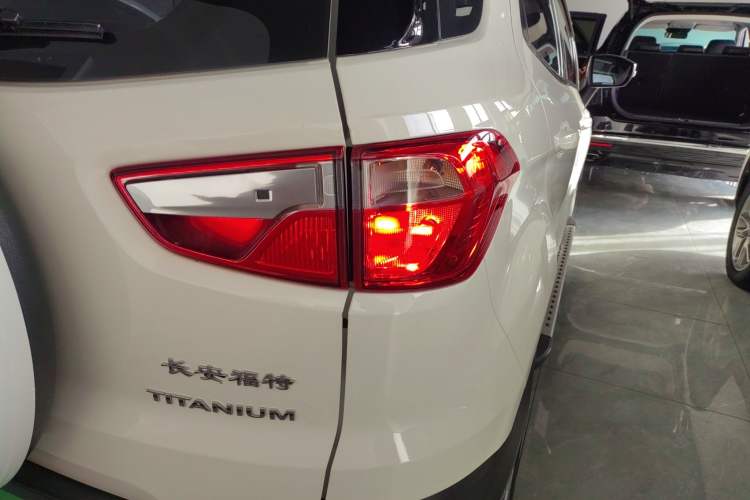 Used Ford EcoSport 2013 1.5L Automatic Prestige Model Right Rear Taillight