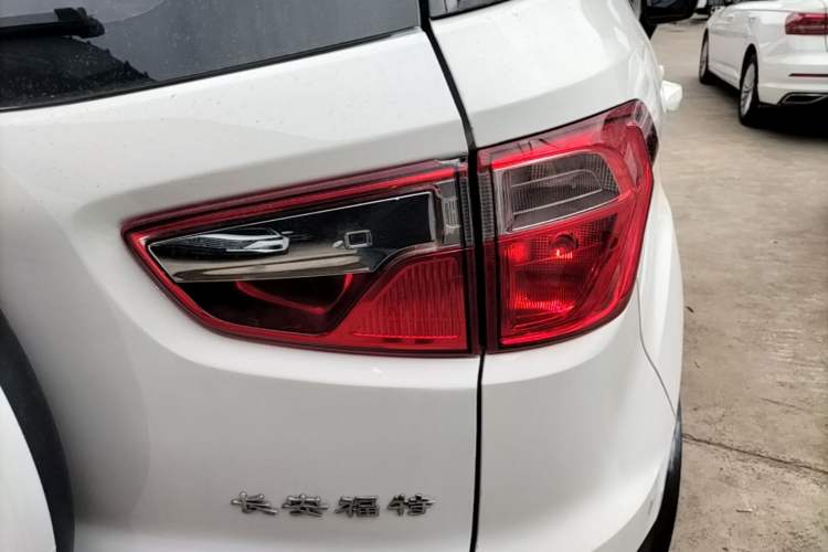 Used Ford EcoSport 2013 1.5L Automatic Fashion Model Right Rear Taillight