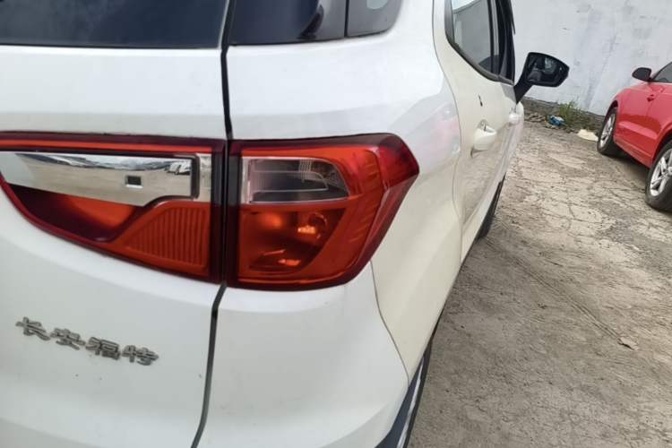 Used Ford EcoSport 2013 1.5L Automatic Fashion Model Right Rear Taillight