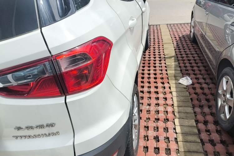 Used Ford EcoSport 2013 1.5L Automatic Prestige Model Right Rear Taillight