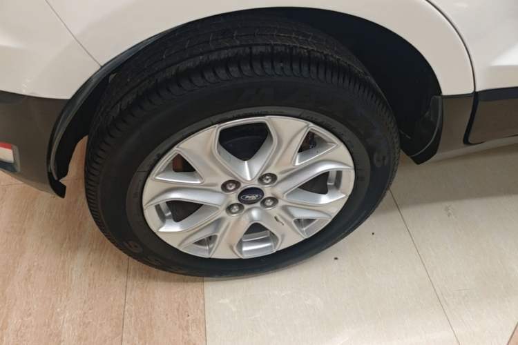 Used Ford EcoSport 2013 1.5L Automatic Fashion Model Right Rear Wheel Hub