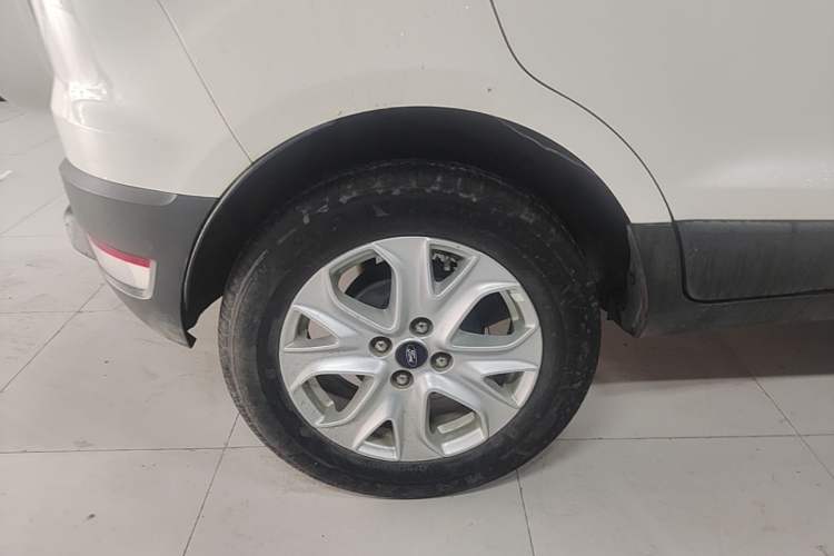 Used Ford EcoSport 2013 1.5L Automatic Fashion Model Right Rear Wheel Hub