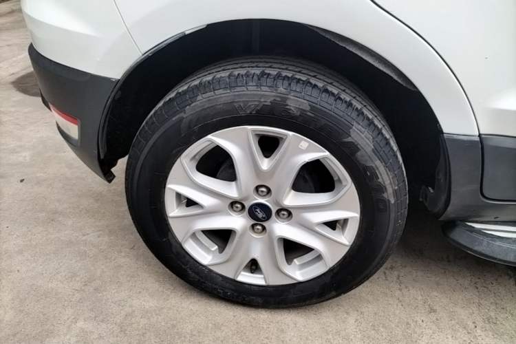 Used Ford EcoSport 2013 1.5L Automatic Fashion Model Right Rear Wheel Hub