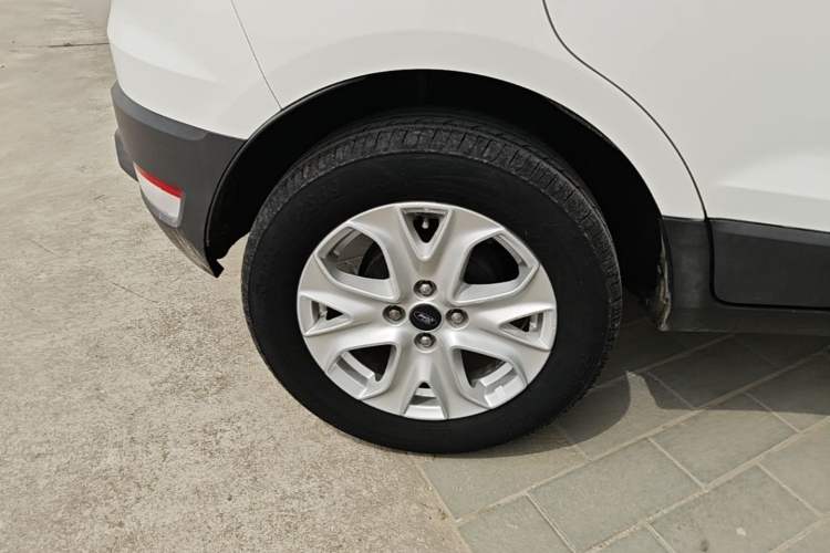 Used Ford EcoSport 2013 1.5L Automatic Fashion Model Right Rear Wheel Hub