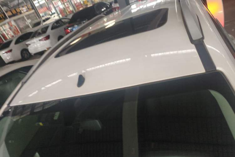 Used Ford EcoSport 2013 1.0L GTDi Manual Luxury Model Roof
