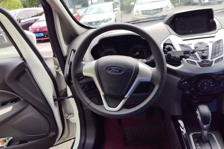 Used Ford EcoSport 2013 1.5L Automatic Fashion Model Steering Wheel