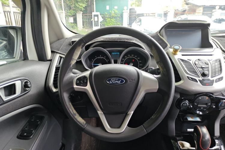 Used Ford EcoSport 2013 1.5L Automatic Prestige Model Steering Wheel