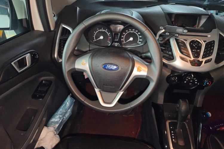 Used Ford EcoSport 2013 1.5L Automatic Fashion Model Steering Wheel