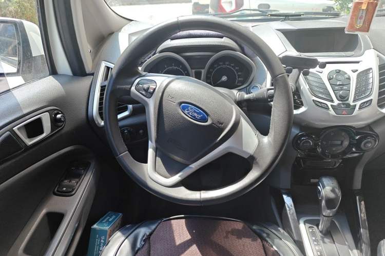Used Ford EcoSport 2013 1.5L Automatic Prestige Model Steering Wheel
