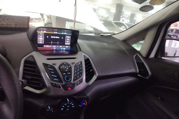 Used Ford EcoSport 2013 1.5L Manual Comfort Model Steering Wheel