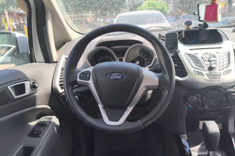 Used Ford EcoSport 2013 1.5L Automatic Prestige Model Steering Wheel