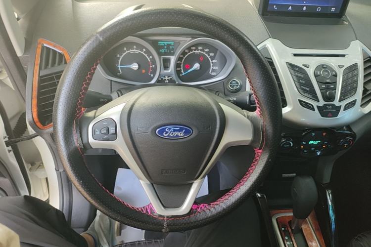 Used Ford EcoSport 2013 1.5L Automatic Prestige Model Steering Wheel
