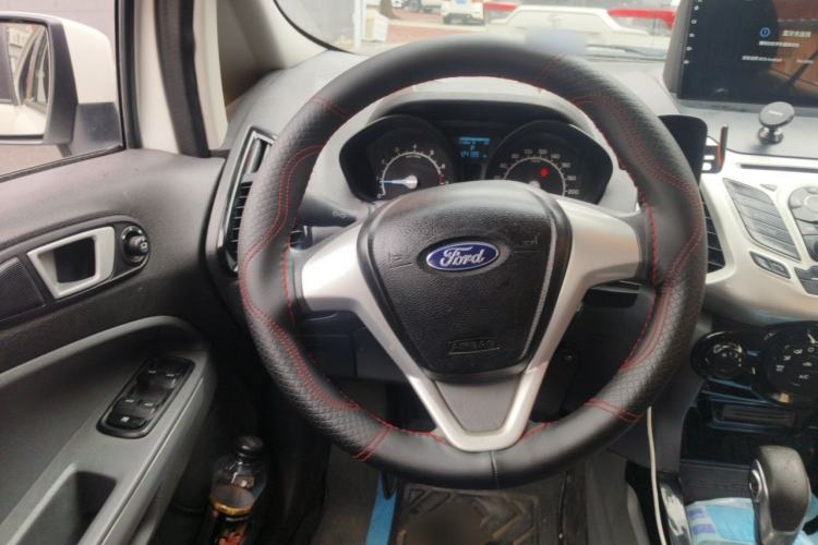 Used Ford EcoSport 2013 1.5L Automatic Fashion Model Steering Wheel
