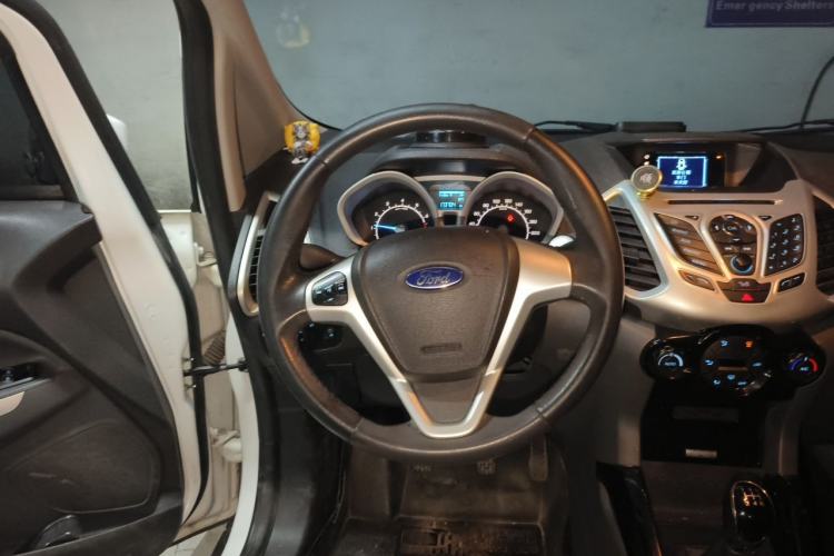 Used Ford EcoSport 2013 1.5L Manual Luxury Model Steering Wheel