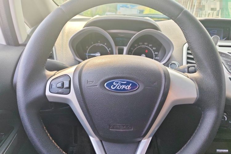 Used Ford EcoSport 2013 1.5L Automatic Prestige Model Steering Wheel