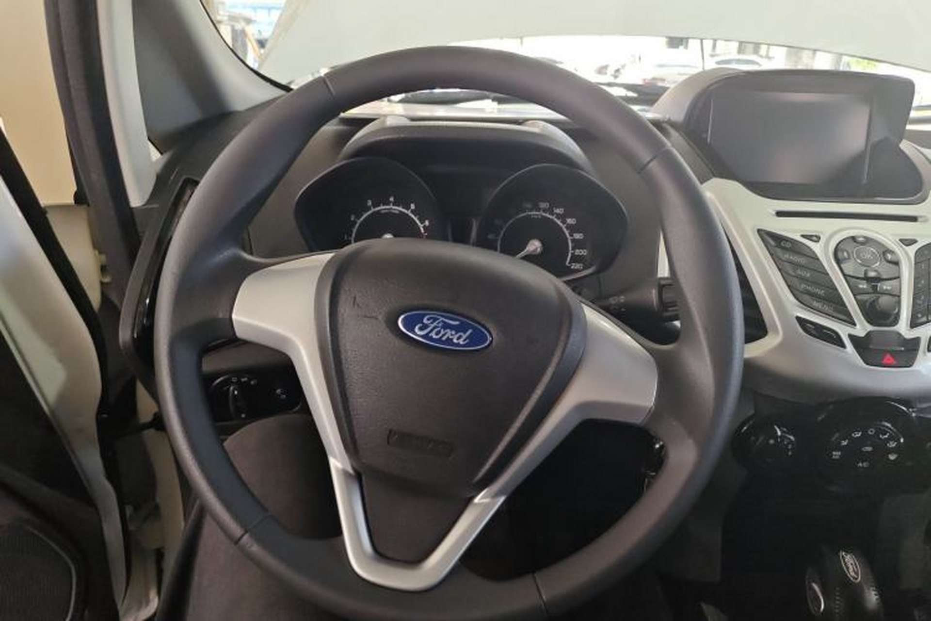 Used Ford EcoSport 2013 1.5L Automatic Fashion Model Steering Wheel