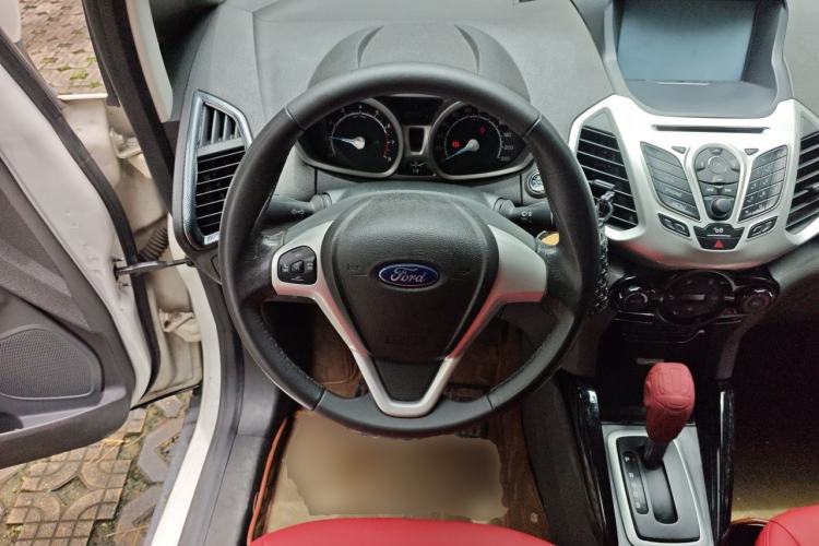 Used Ford EcoSport 2013 1.5L Automatic Prestige Model Steering Wheel