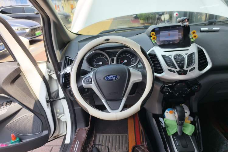Used Ford EcoSport 2013 1.5L Automatic Prestige Model Steering Wheel