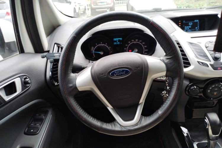 Used Ford EcoSport 2013 1.5L Automatic Fashion Model Steering Wheel