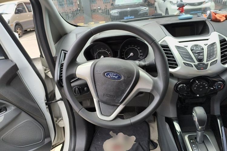 Used Ford EcoSport 2013 1.5L Automatic Fashion Model Steering Wheel