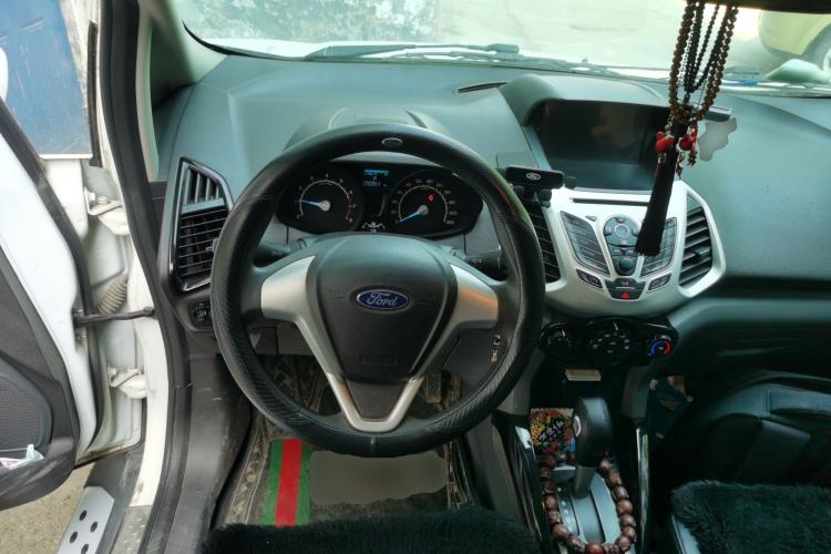Used Ford EcoSport 2013 1.5L Automatic Fashion Model Steering Wheel